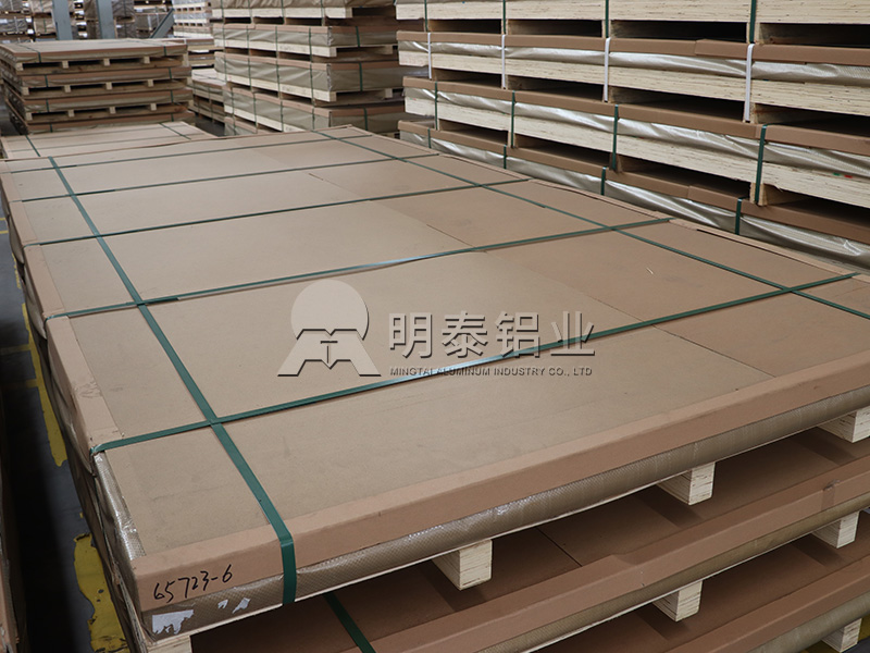 5454鋁板生產(chǎn)廠家_供應(yīng)油罐車(chē)用5454鋁板_超寬尺寸